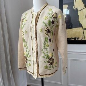 Vintage 50s Hand Fashioned Hand Loomed 100% Virgin Wool Button Cardigan M